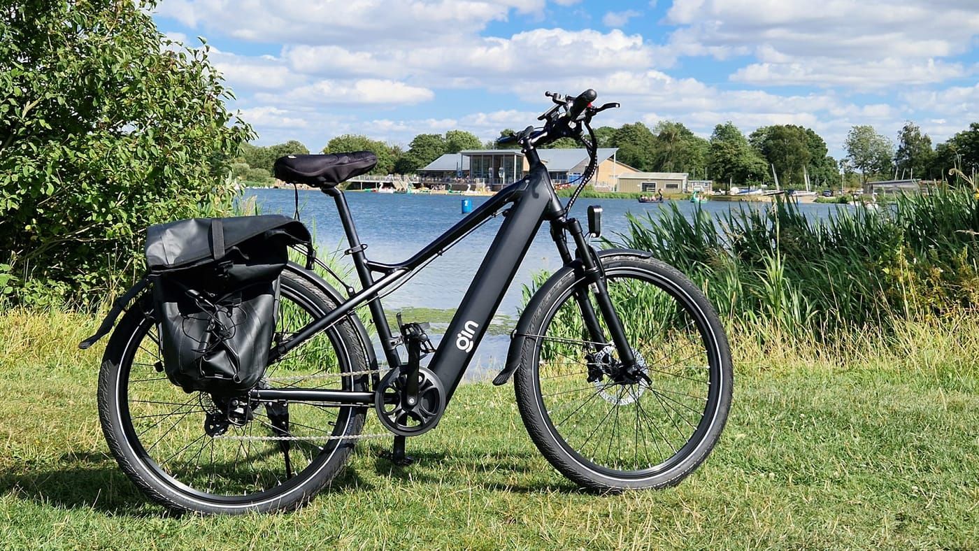 PLUTO e-bike by a lake